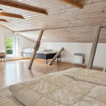 Rea - 5km From The Sea By Interhome Tagholm