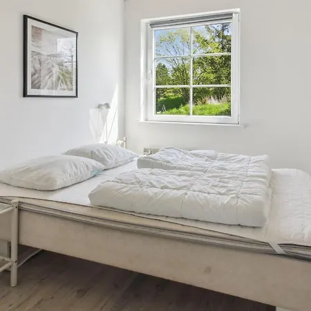 Rea - 5km From The Sea By Interhome *