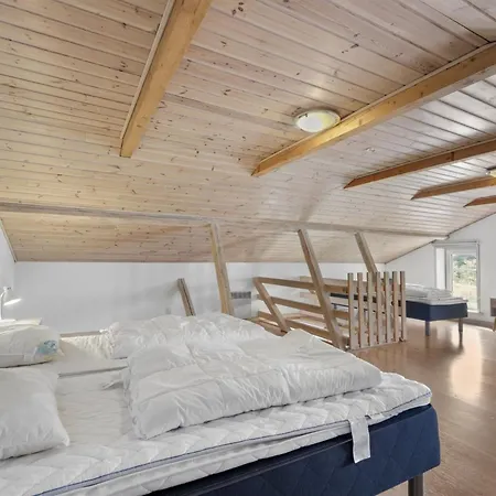 Rea - 5km From The Sea By Interhome