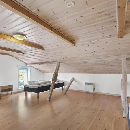 Vakantiehuis Rea - 5km From The Sea By Interhome *